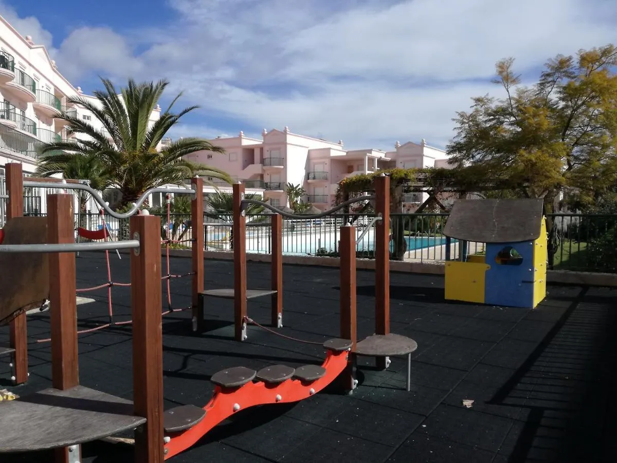 Brisa Mar Para 4 Com Piscina E Wifi Luz 0*,